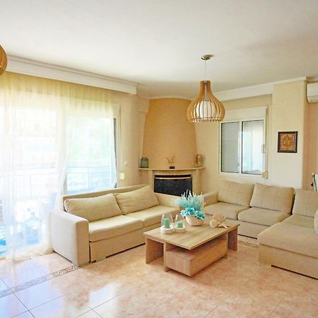 Lovely And Sunny Apartament 300M From Beach!! Peraia  ภายนอก รูปภาพ