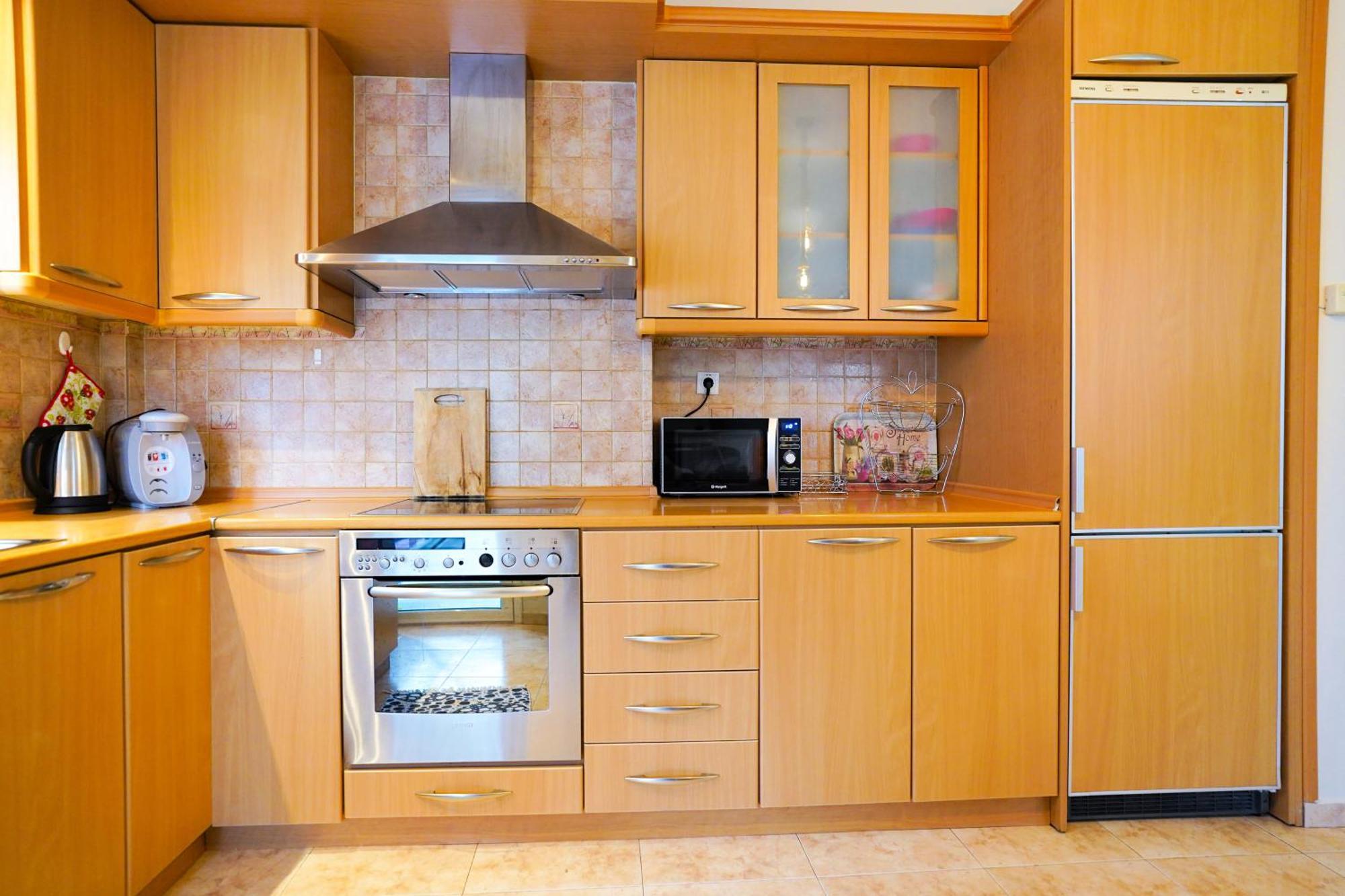 Lovely And Sunny Apartament 300M From Beach!! Peraia  ภายนอก รูปภาพ