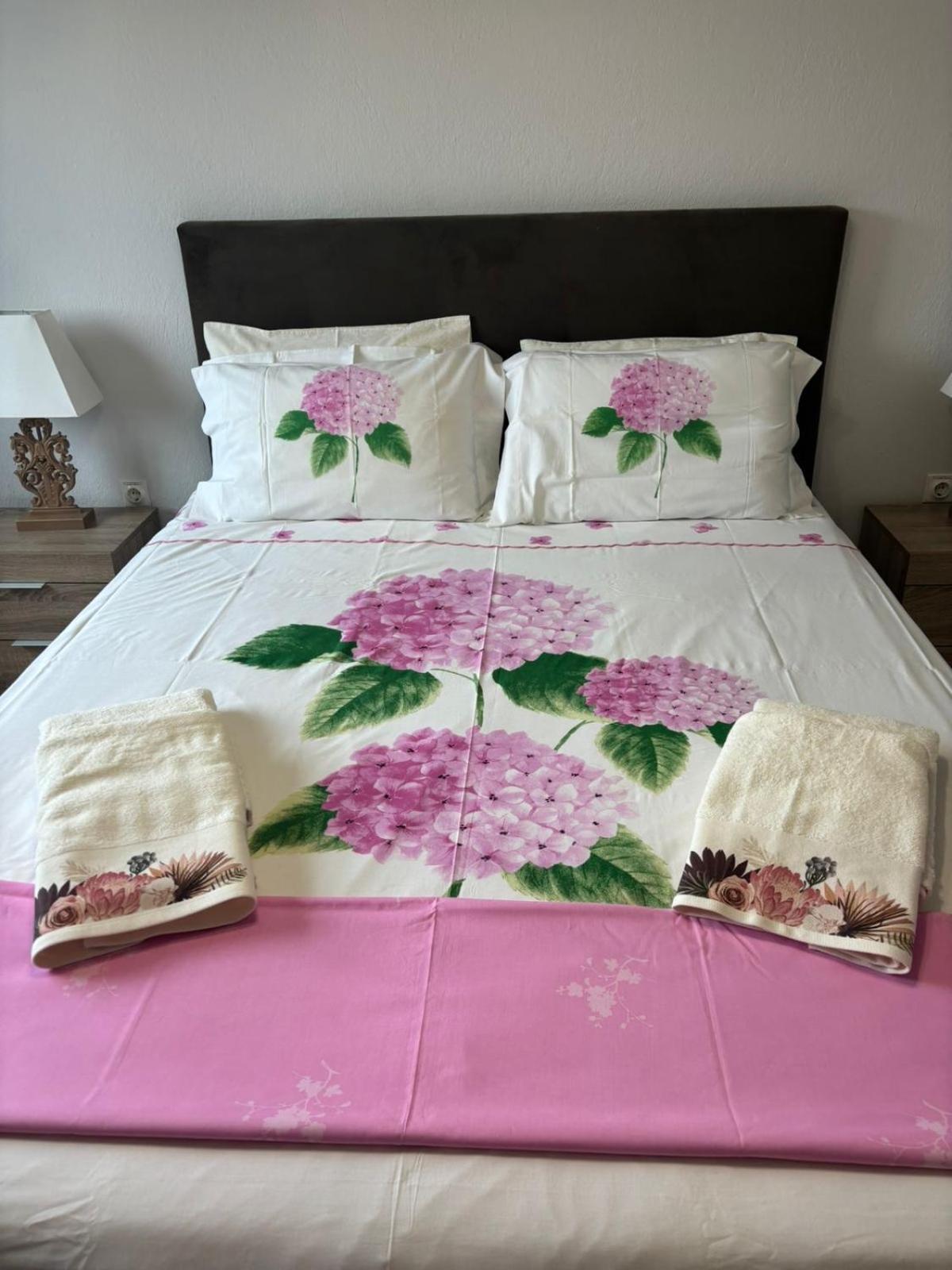 Lovely And Sunny Apartament 300M From Beach!! Peraia  ภายนอก รูปภาพ