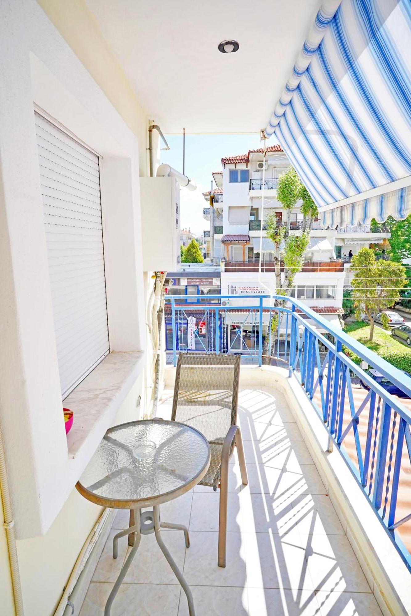 Lovely And Sunny Apartament 300M From Beach!! Peraia  ภายนอก รูปภาพ
